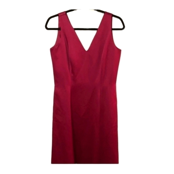 Niteline Della Roufogali size 10 Fuchsia formal dress - Picture 1 of 16